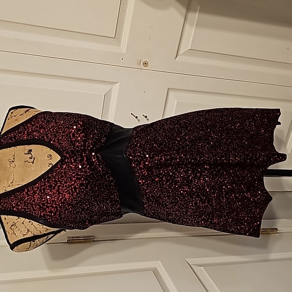 awish come true Tops - Red sequin  tunic top